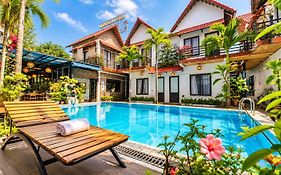 Tam Coc Mandala Homestay & Pool